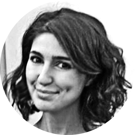 Elisabetta, Social strategist